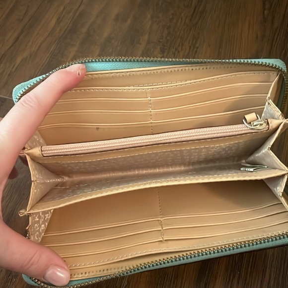 Kate Spade Wallet - Picture 3 of 3